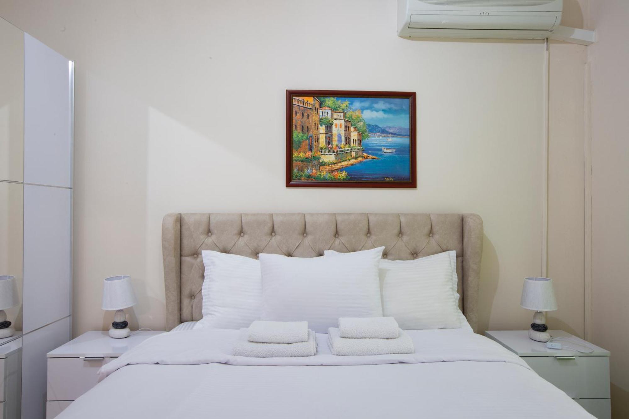 Montesan Luxury Apartment Beach Front Свети Стефан Екстериор снимка