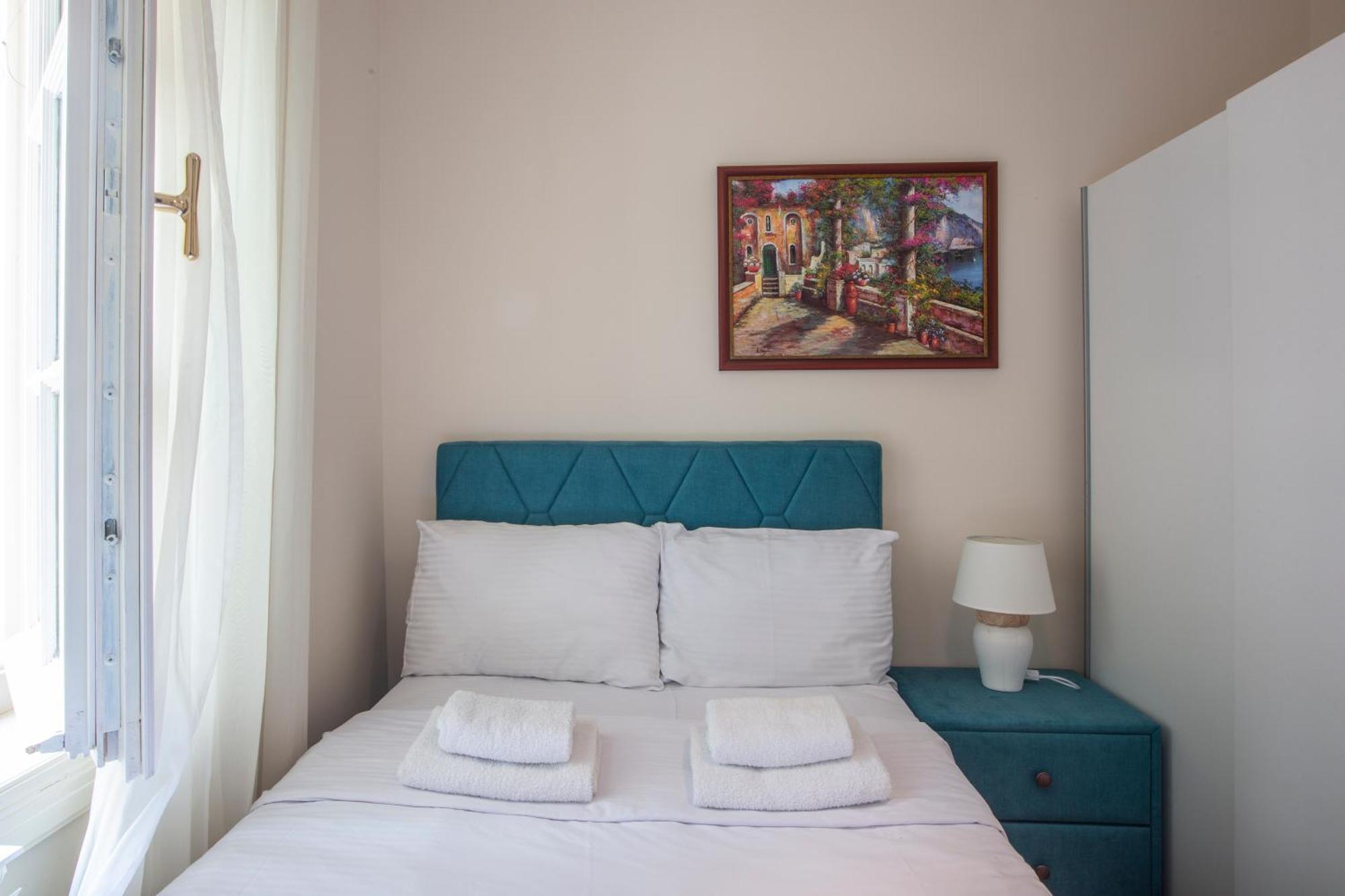 Montesan Luxury Apartment Beach Front Свети Стефан Екстериор снимка
