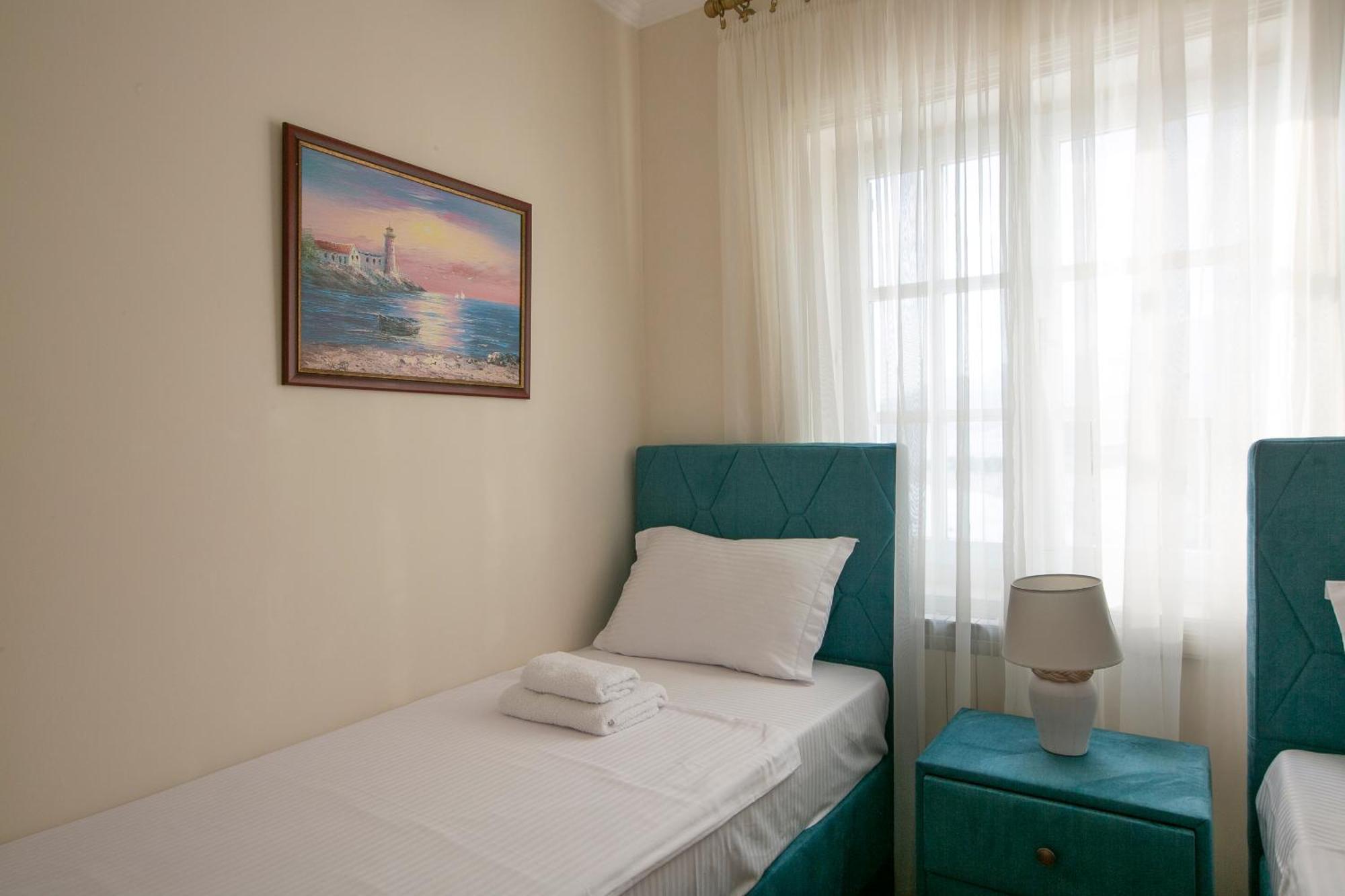Montesan Luxury Apartment Beach Front Свети Стефан Екстериор снимка