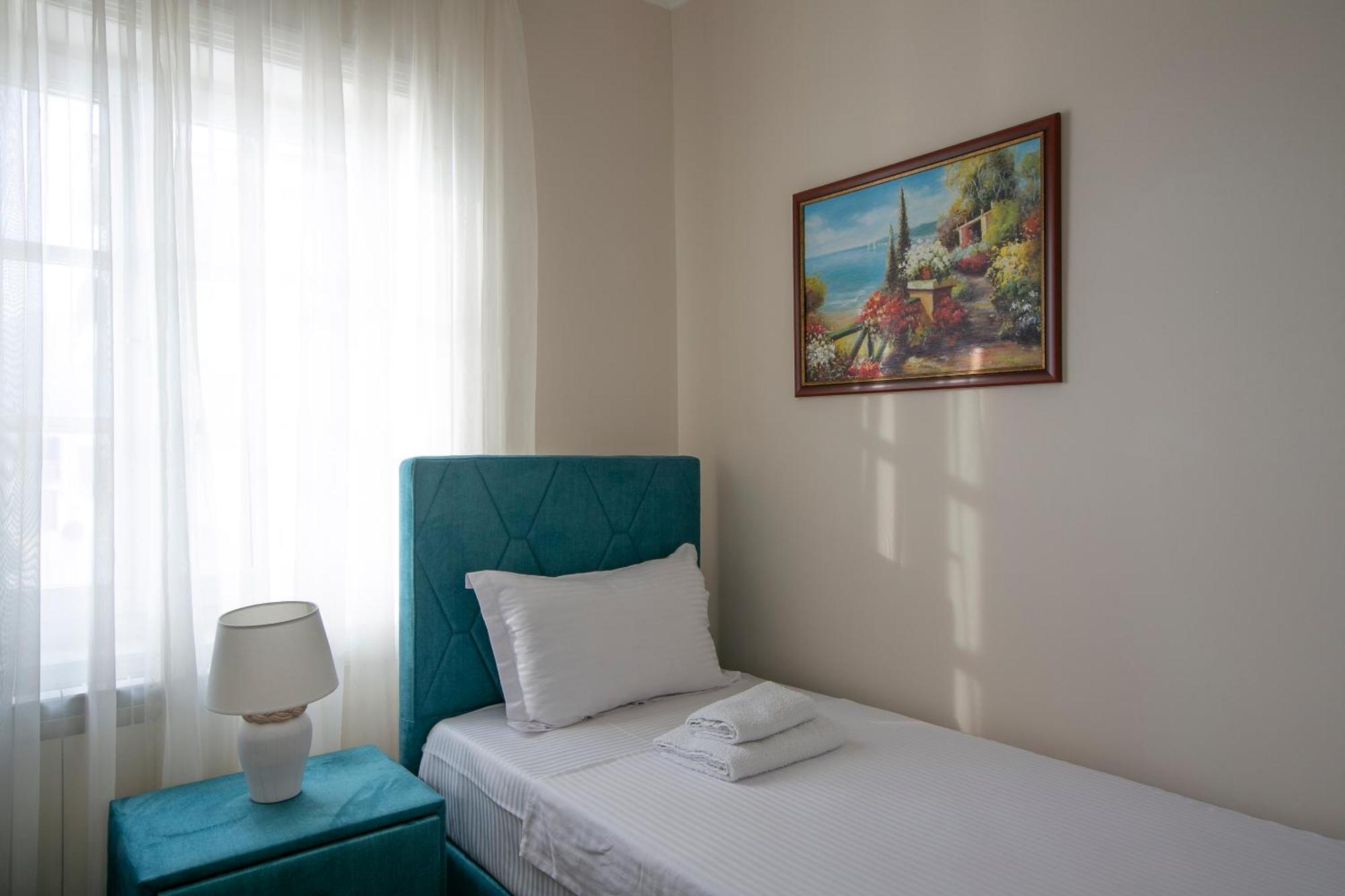 Montesan Luxury Apartment Beach Front Свети Стефан Екстериор снимка